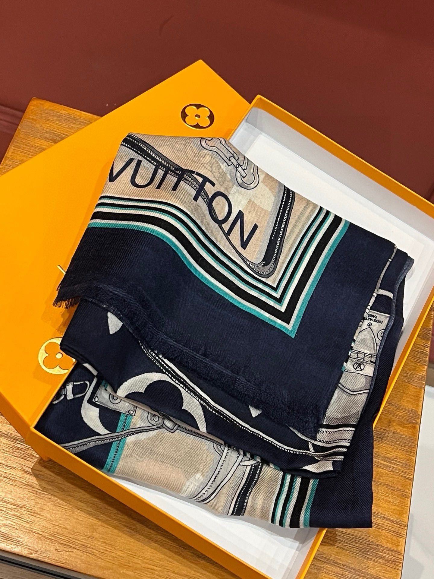 Louis Vuitton Scarf